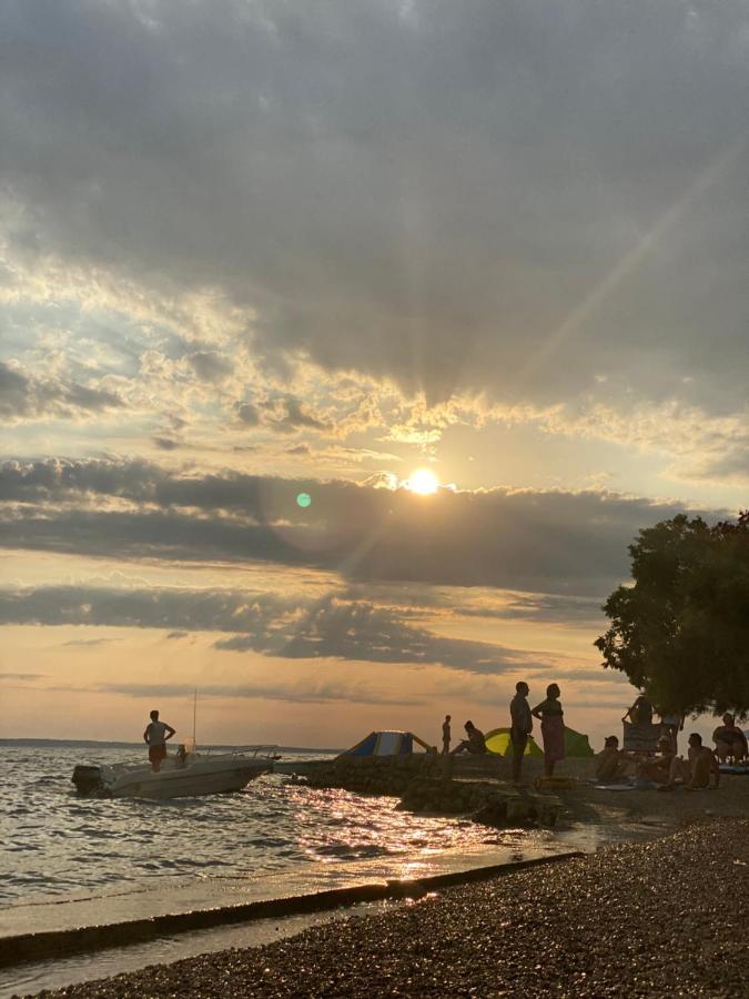 Apartmani Anita Starigrad Paklenica Luaran gambar
